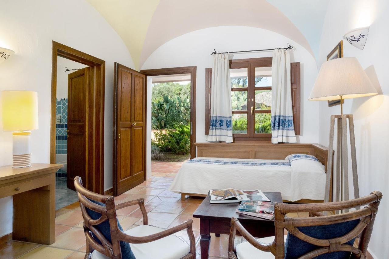 Felix Hotels - Country Resort Parco Degli Ulivi Arzachena Exterior photo